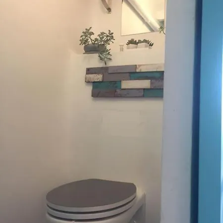 Un Jardin Pres De La Apartment