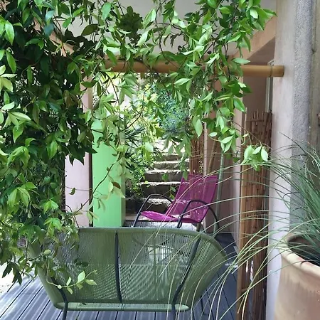 Un Jardin Pres De La Apartment Hyeres